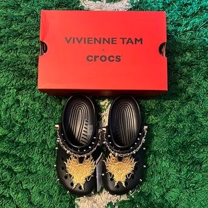 Vivienne Tam Crcos